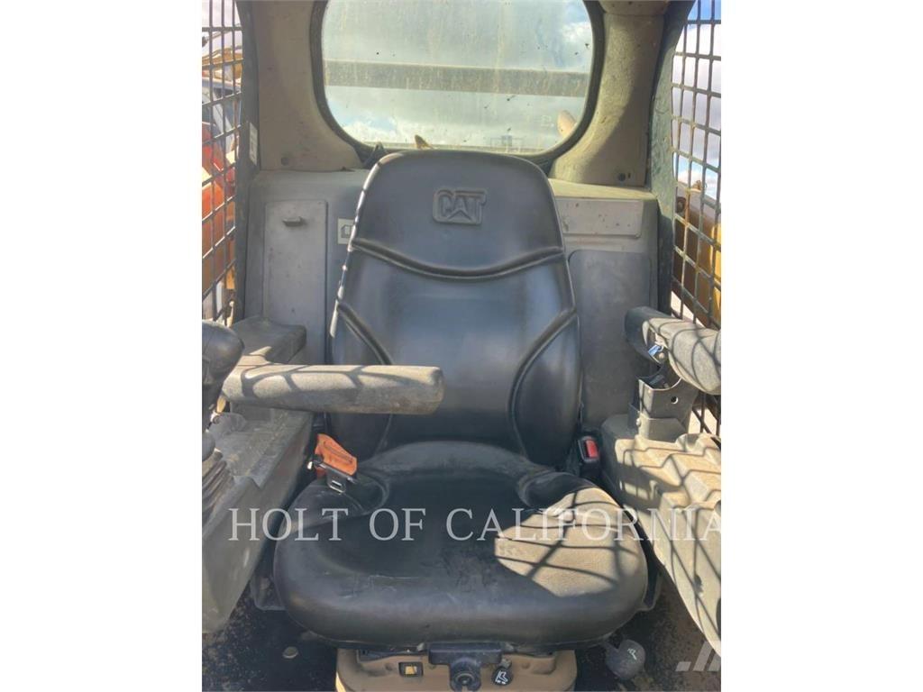 CAT 259 HF  스키드로더