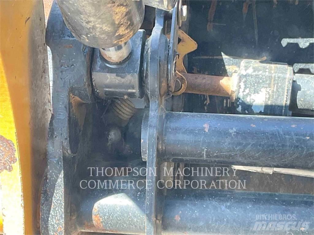 CAT 259D 궤도식 로우더