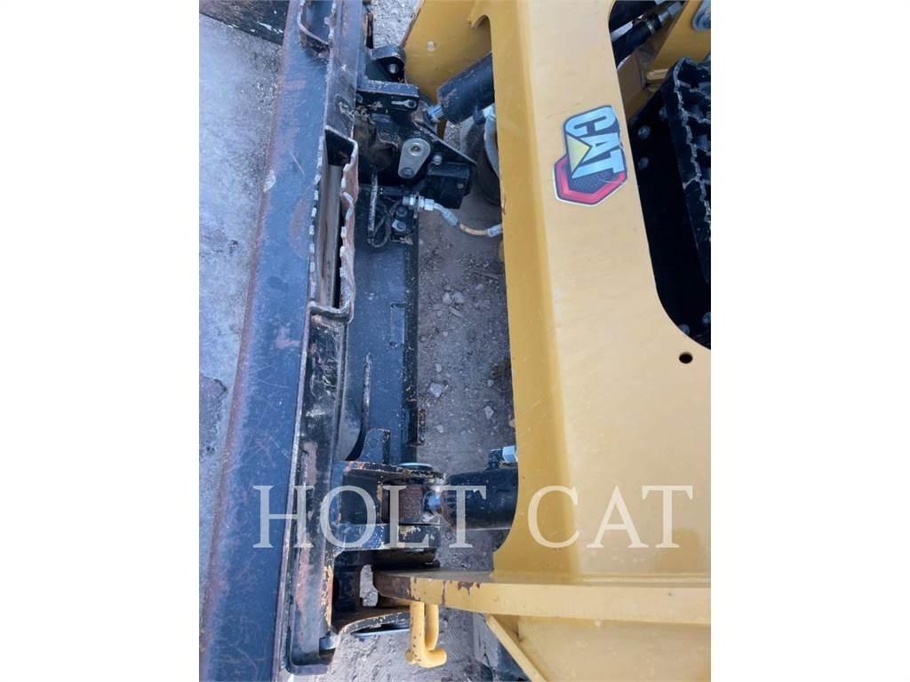 CAT 259D  스키드로더