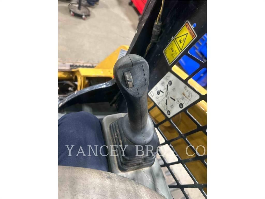 CAT 259D3  스키드로더