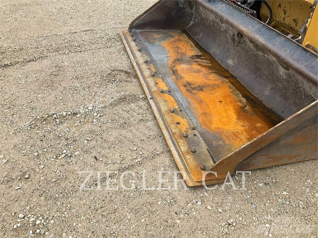 CAT 259D3 궤도식 로우더