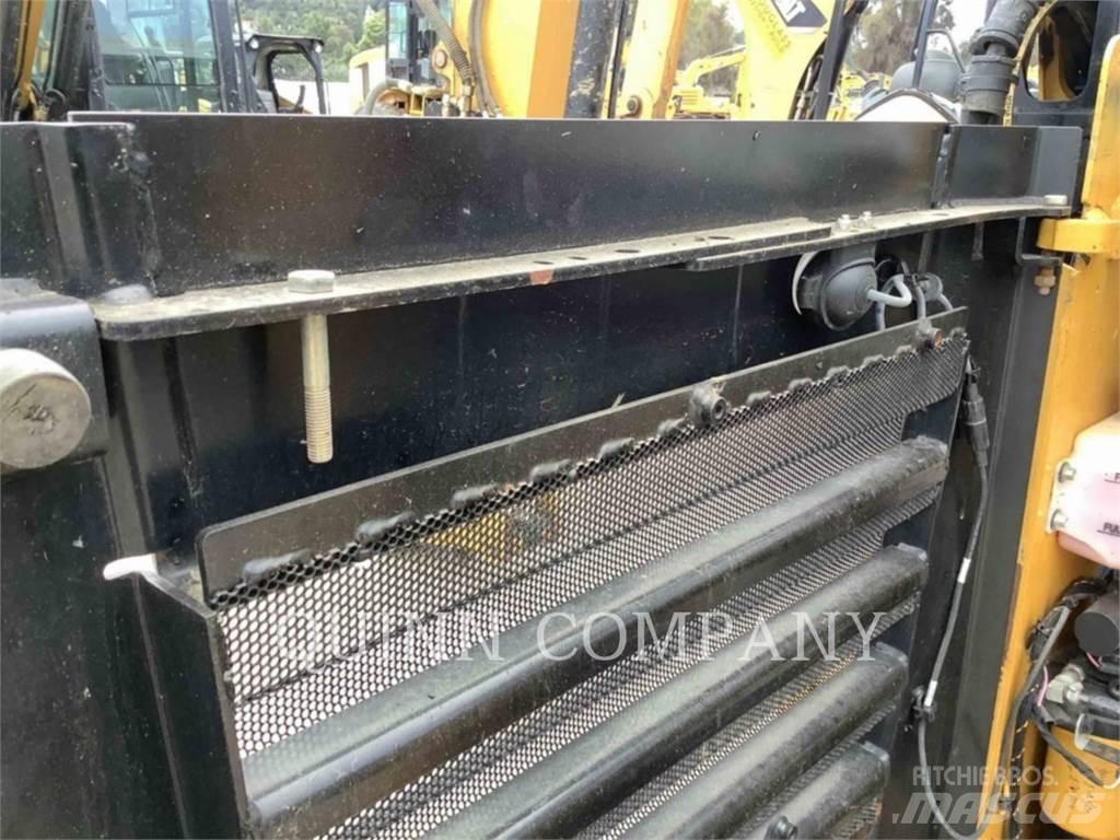 CAT 259D3  스키드로더