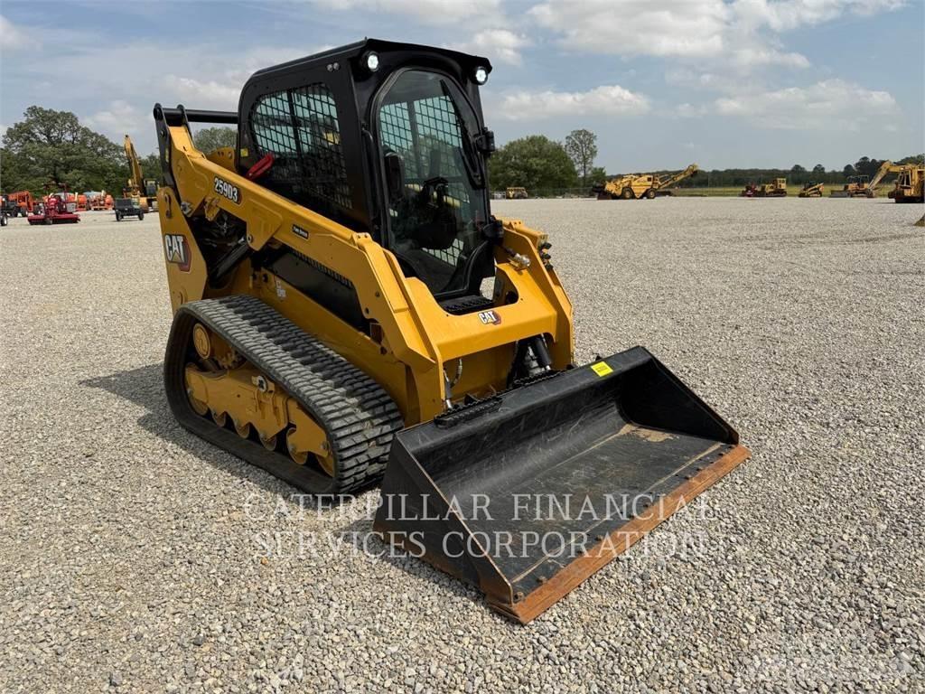 CAT 259D3 궤도식 로우더