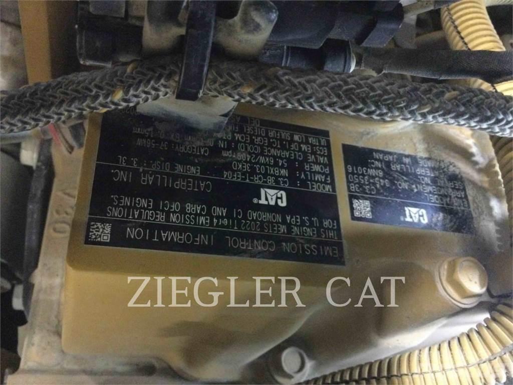 CAT 259D3 궤도식 로우더