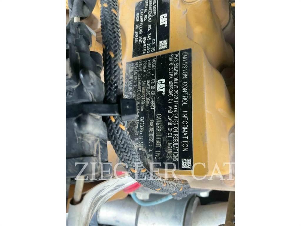 CAT 259D3 궤도식 로우더