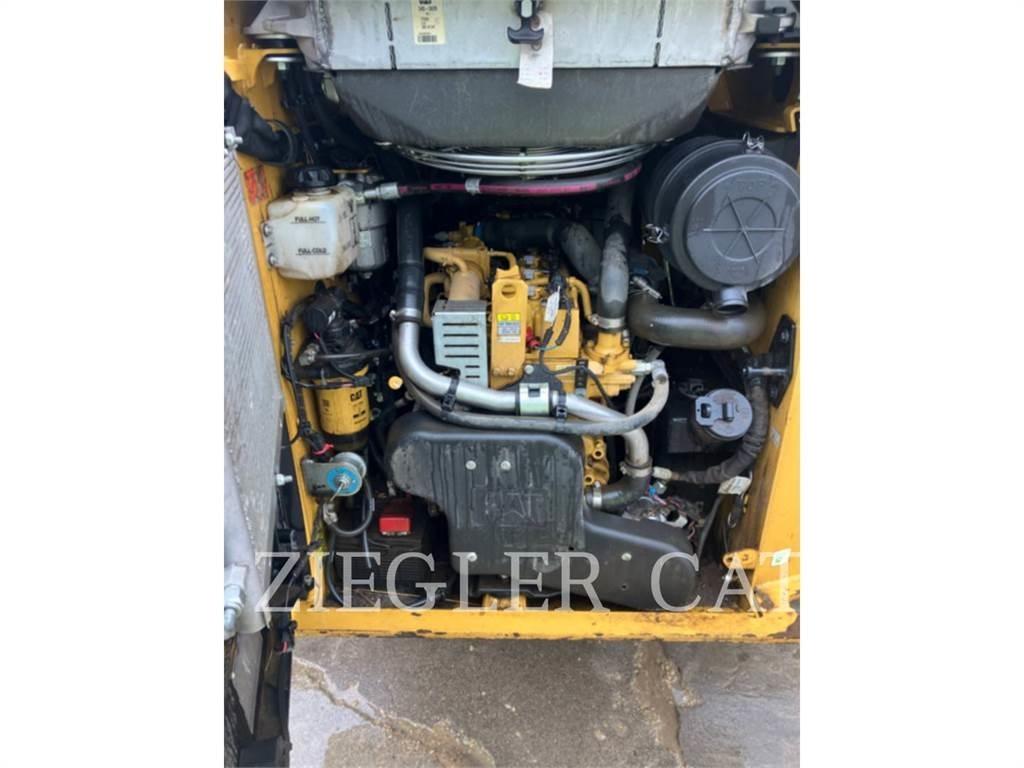 CAT 259D3 궤도식 로우더