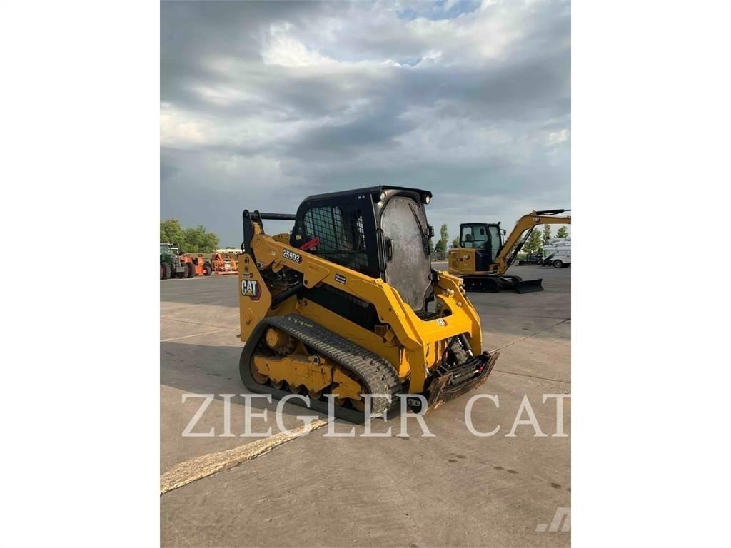 CAT 259D3 궤도식 로우더