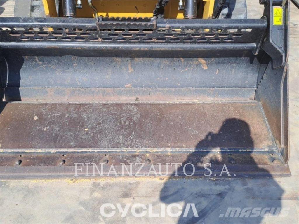 CAT 259D3  스키드로더