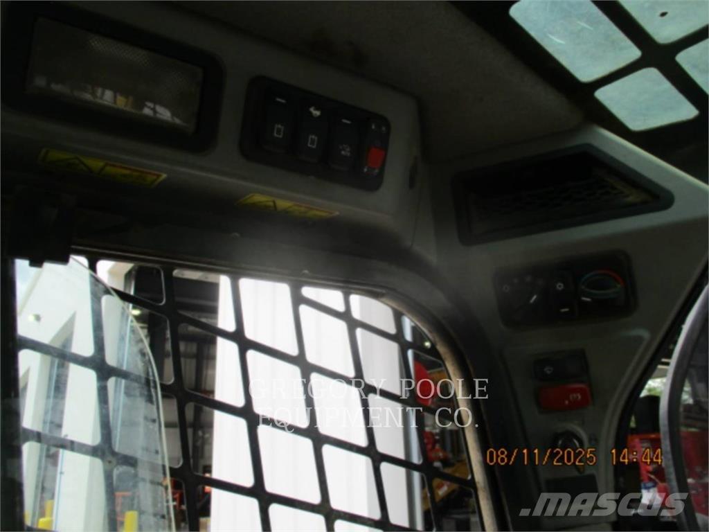 CAT 259D3 궤도식 로우더