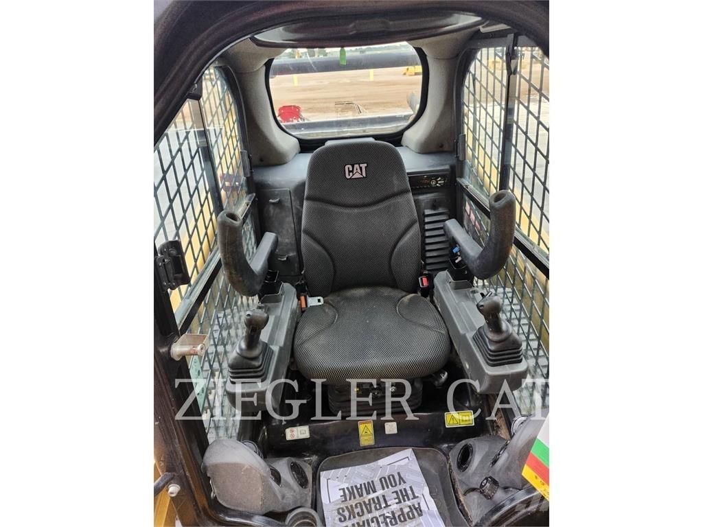 CAT 259D3 궤도식 로우더