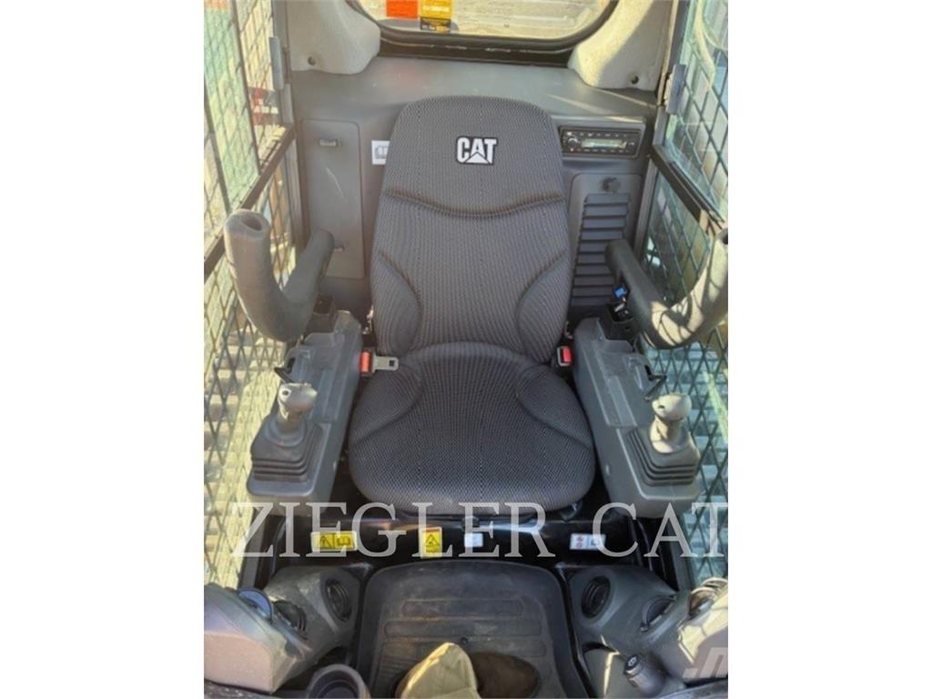 CAT 259D3 궤도식 로우더