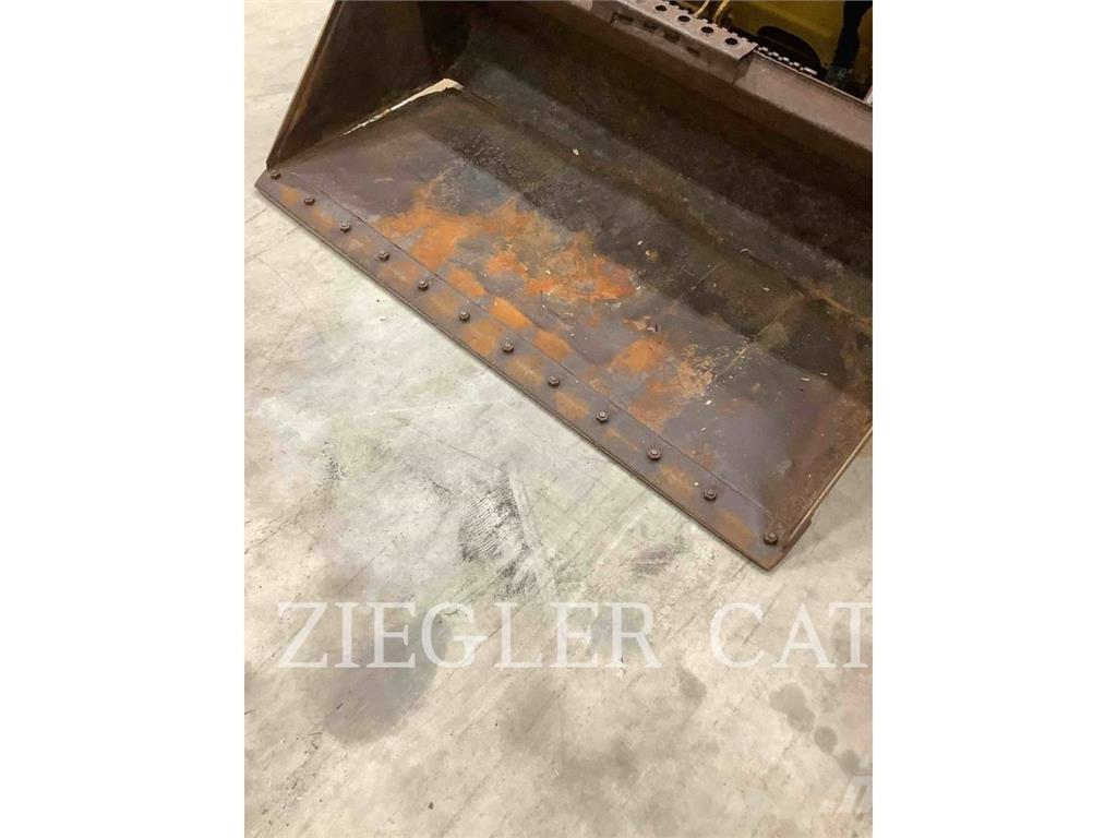 CAT 259D3 궤도식 로우더