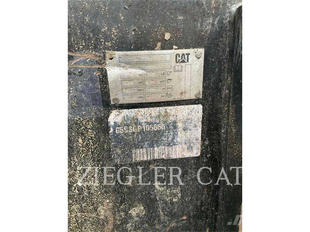 CAT 259D3 궤도식 로우더