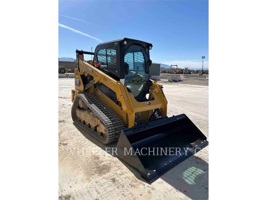 CAT 259D3 C3H2 궤도식 로우더