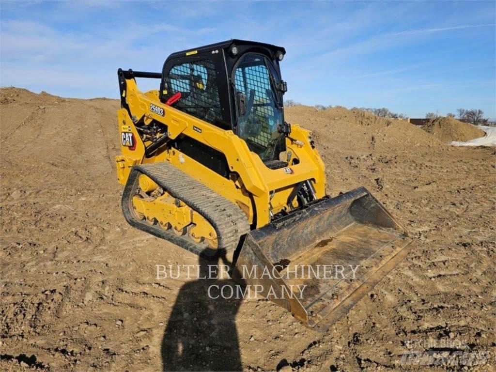 CAT 259D3 C3H2 궤도식 로우더