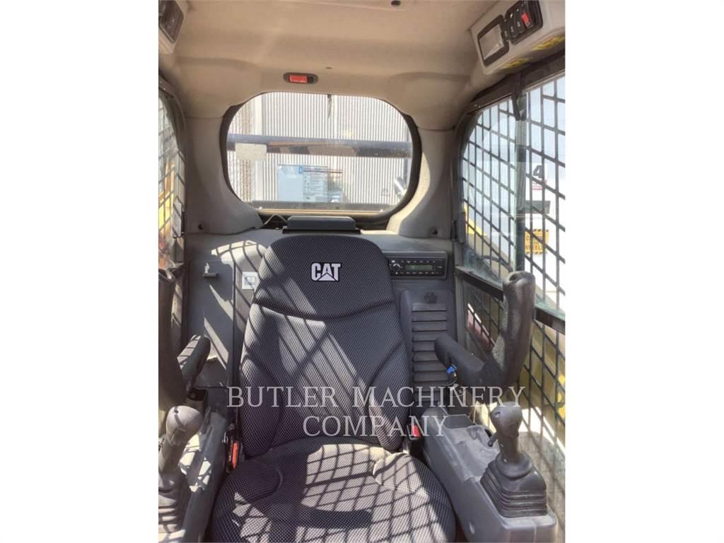 CAT 259D3 C3H3 궤도식 로우더