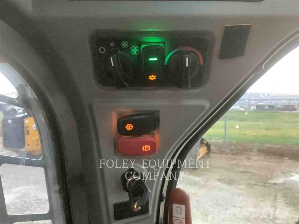 CAT 259D3STD2C  스키드로더