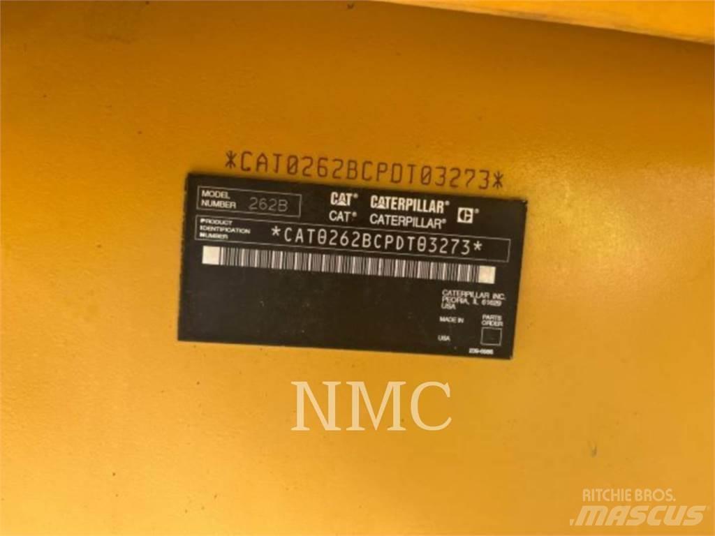CAT 262B  스키드로더
