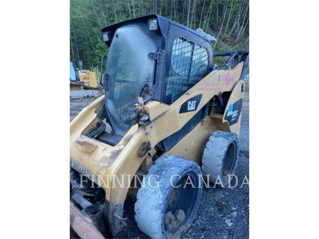 CAT 262C  스키드로더