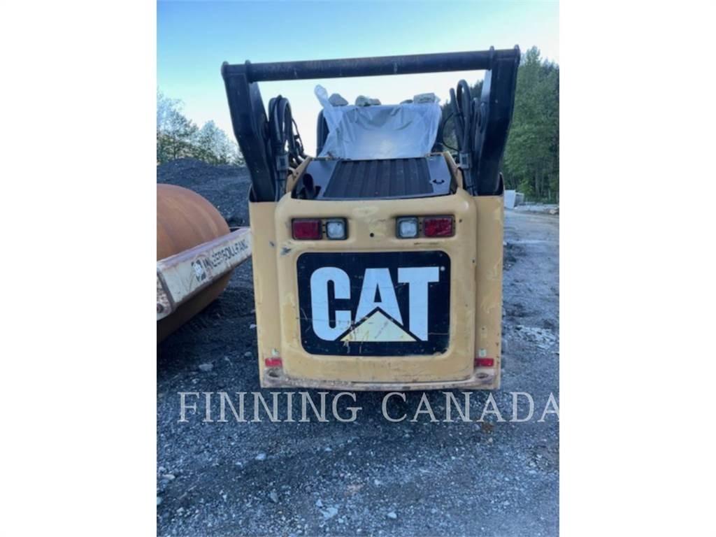CAT 262C  스키드로더