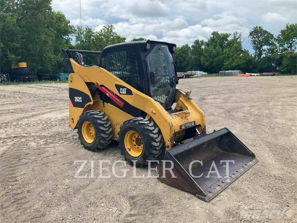 CAT 262C  스키드로더
