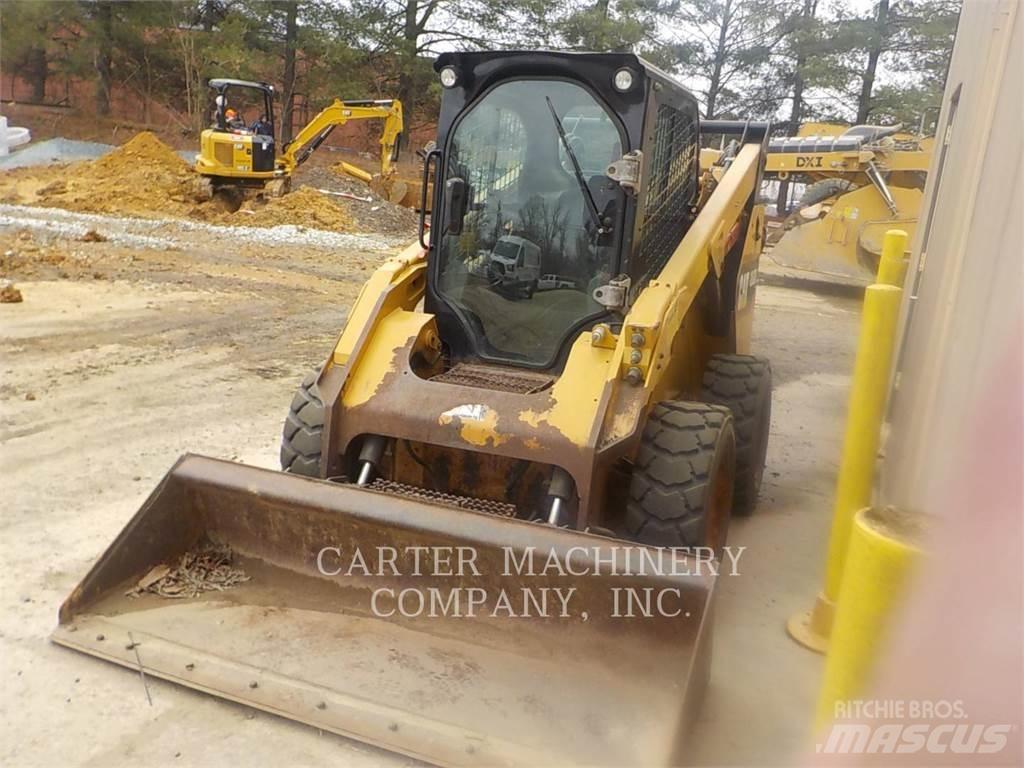 CAT 262D  스키드로더