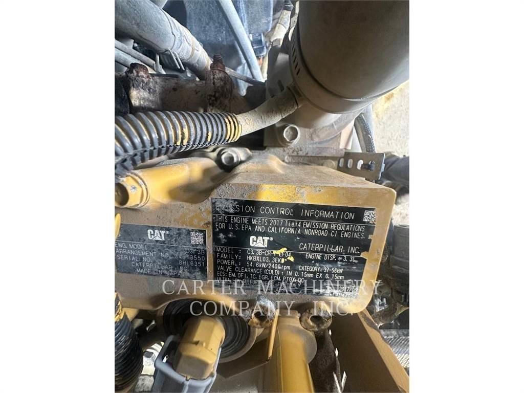 CAT 262D  스키드로더