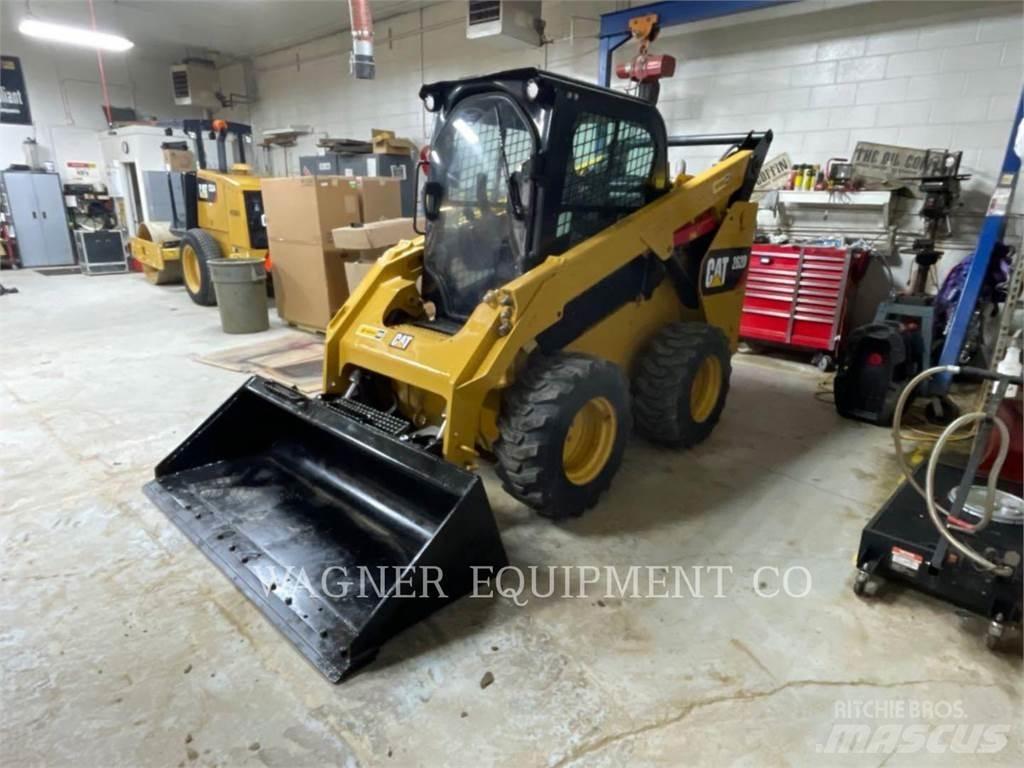 CAT 262D  스키드로더