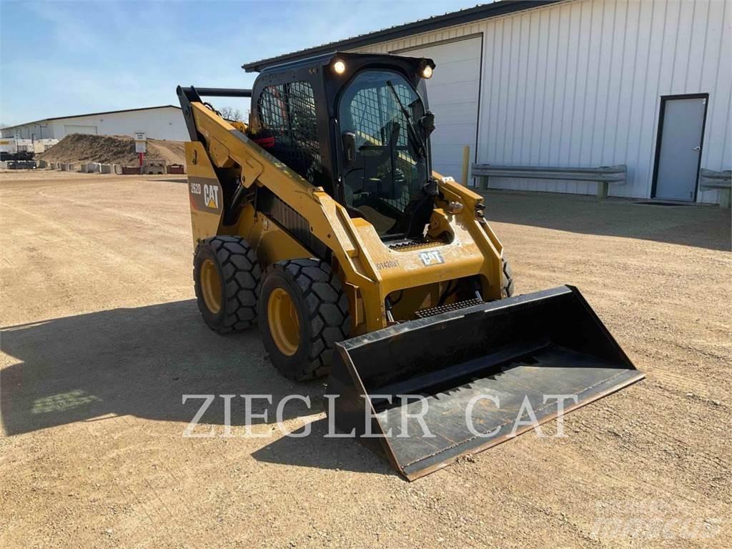 CAT 262D  스키드로더
