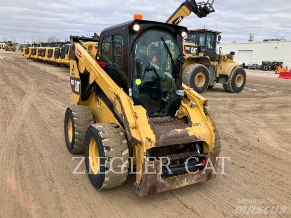 CAT 262D  스키드로더