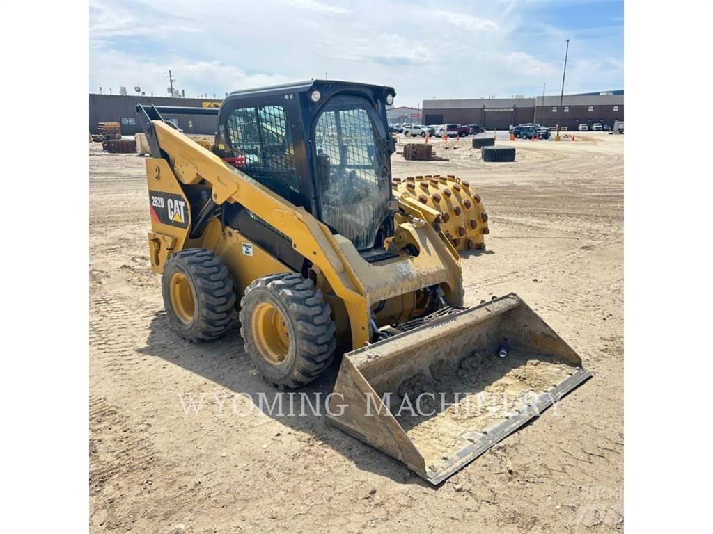 CAT 262D  스키드로더