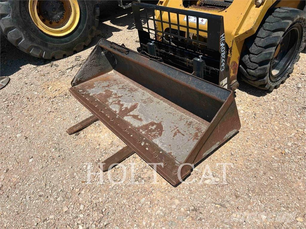 CAT 262D  스키드로더