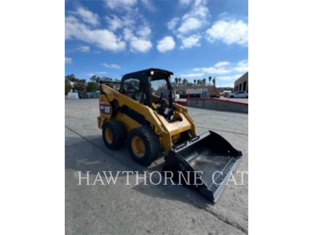 CAT 262D  스키드로더