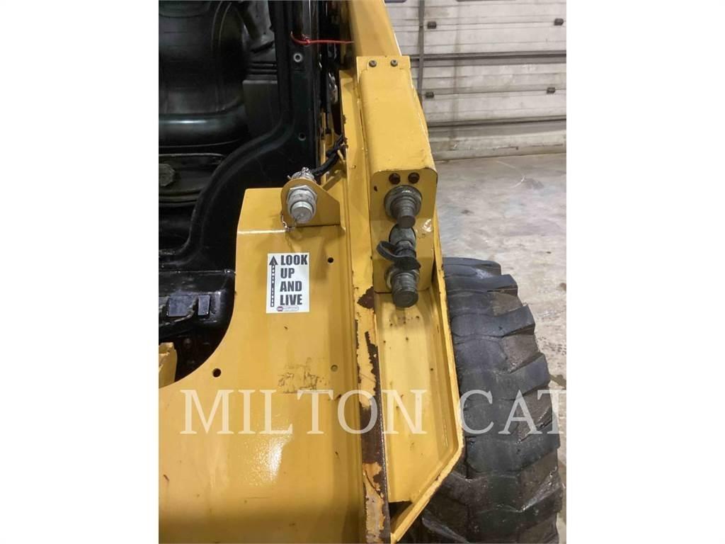 CAT 262D 3  스키드로더