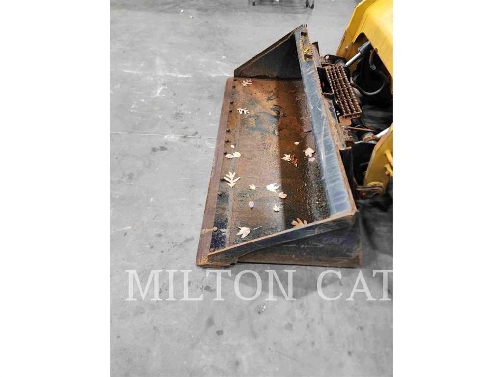 CAT 262D 3  스키드로더
