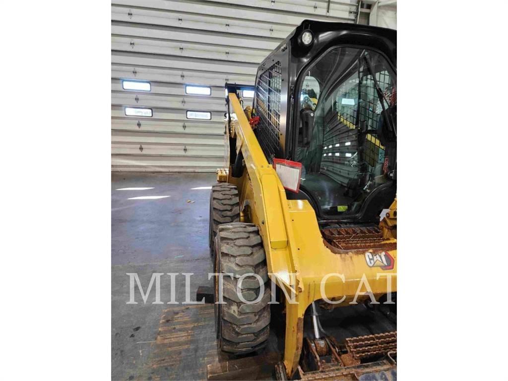 CAT 262D 3  스키드로더