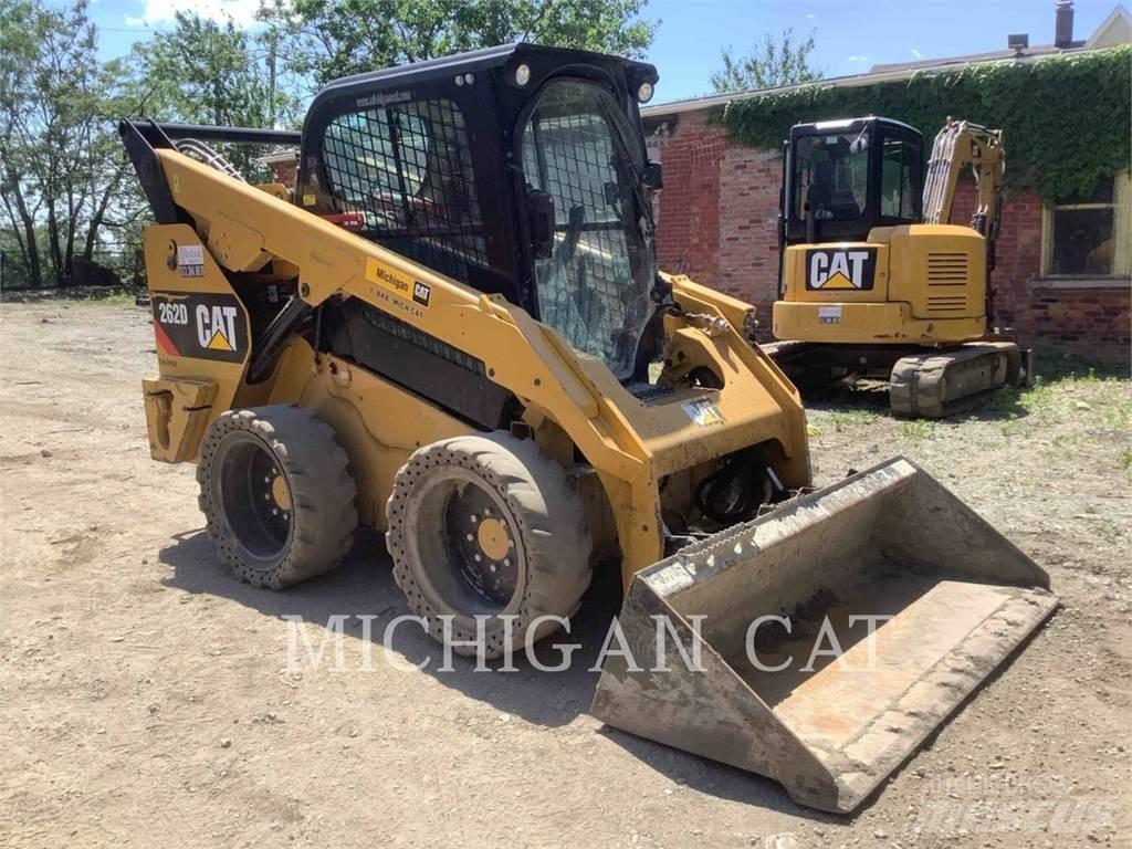 CAT 262D A2Q+  스키드로더
