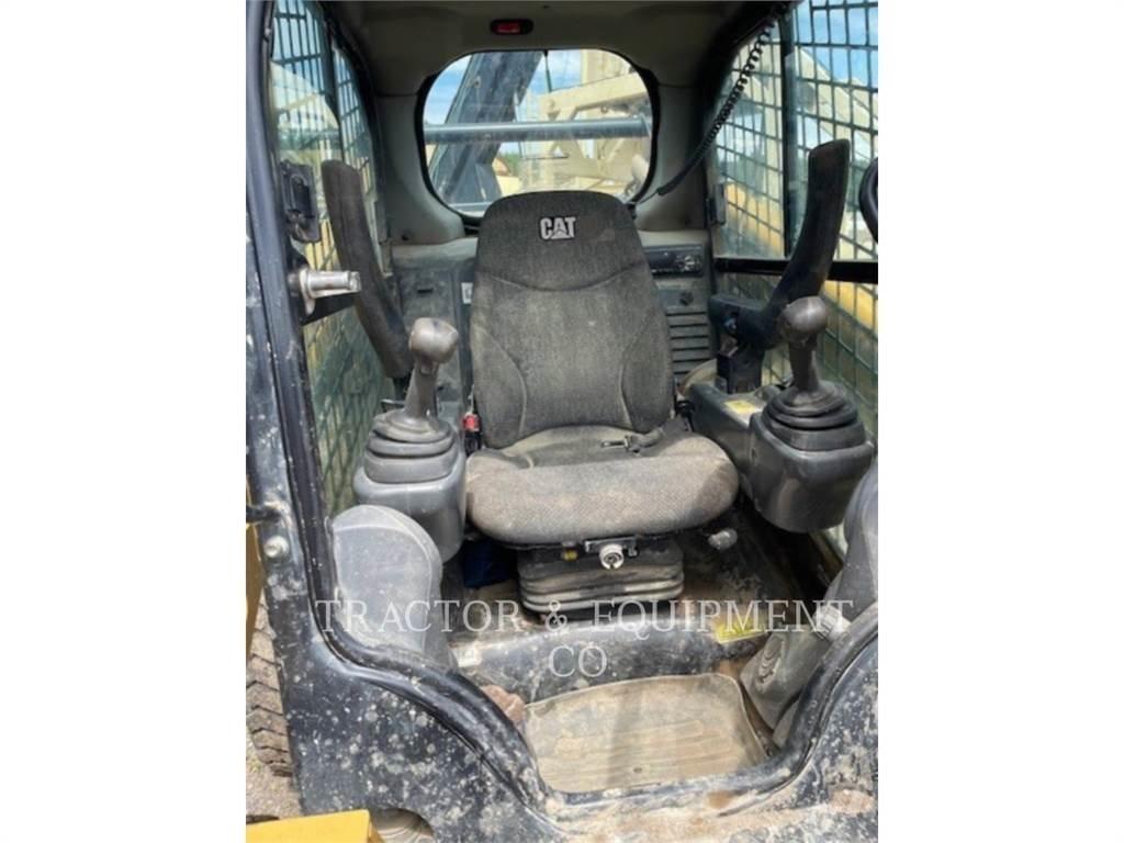 CAT 262D H3CB  스키드로더