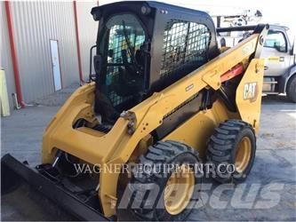 CAT 262D3  스키드로더