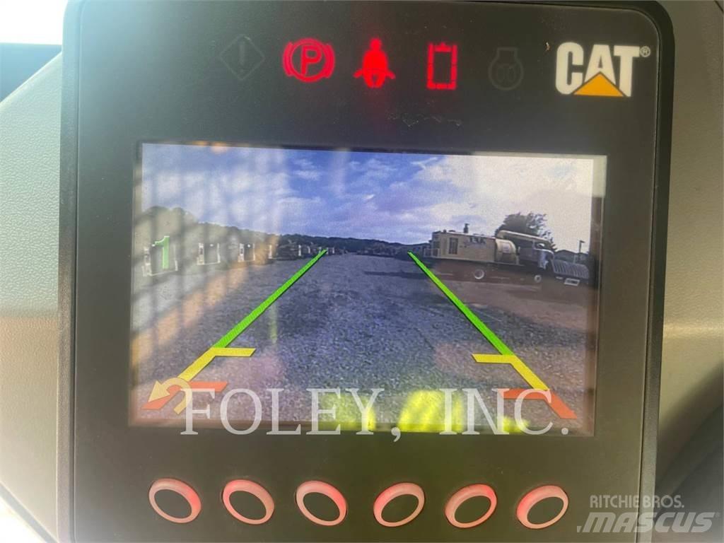 CAT 262D3  스키드로더