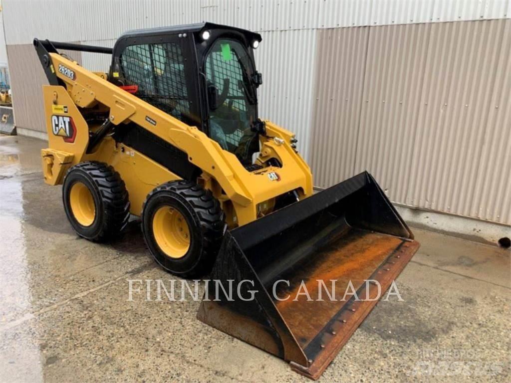 CAT 262D3  스키드로더
