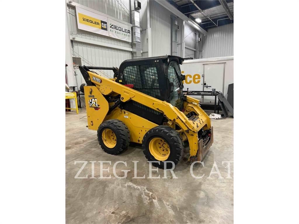 CAT 262D3  스키드로더