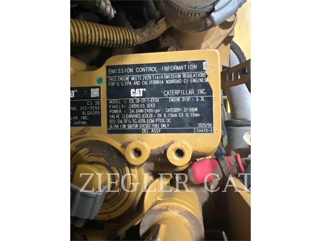CAT 262D3  스키드로더