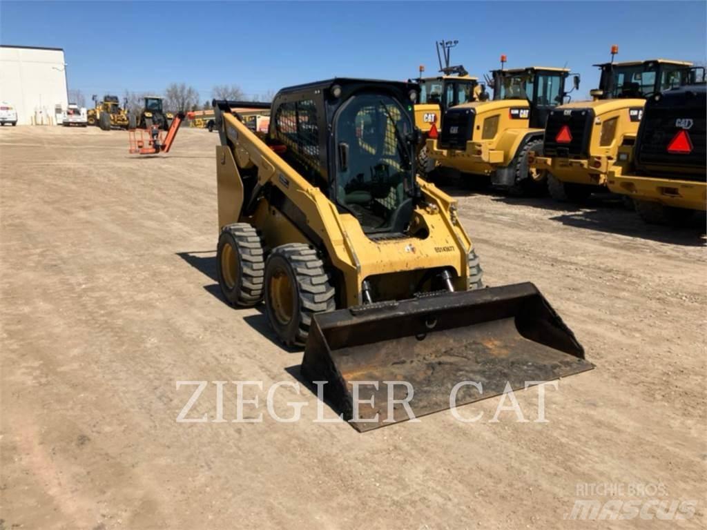 CAT 262D3  스키드로더