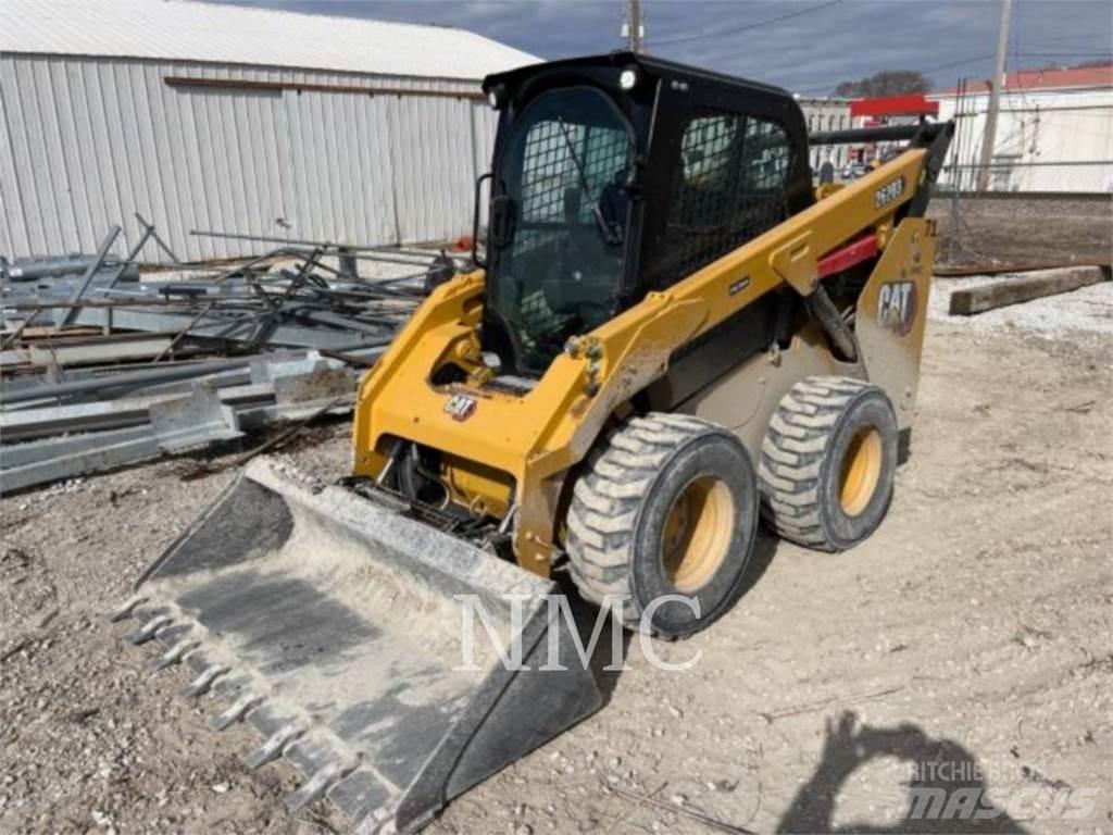 CAT 262D3  스키드로더