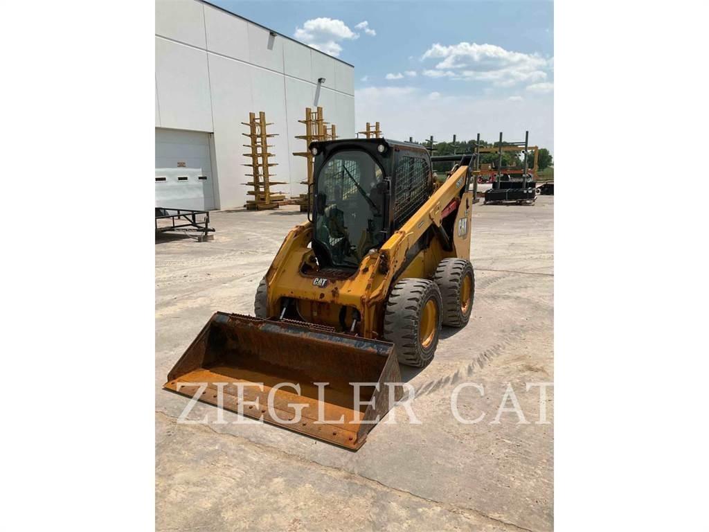 CAT 262D3  스키드로더