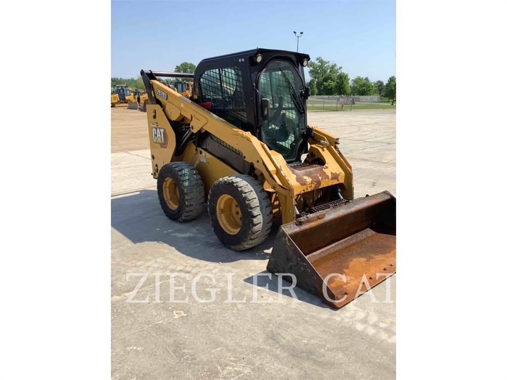 CAT 262D3  스키드로더
