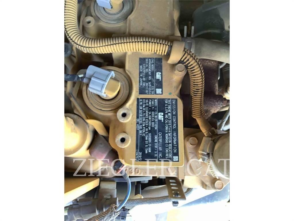 CAT 262D3  스키드로더