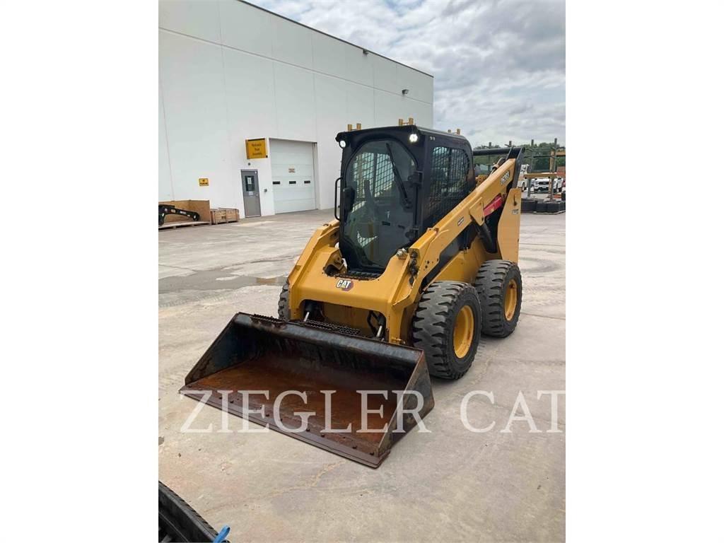 CAT 262D3  스키드로더