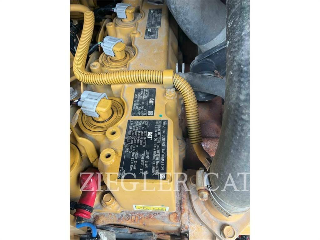 CAT 262D3  스키드로더